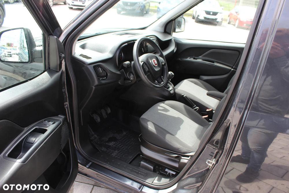 Fiat Doblo - 21
