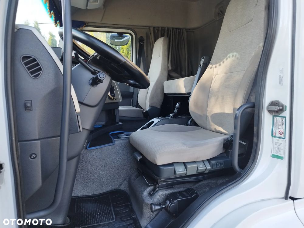 Renault PREMIUM - 24