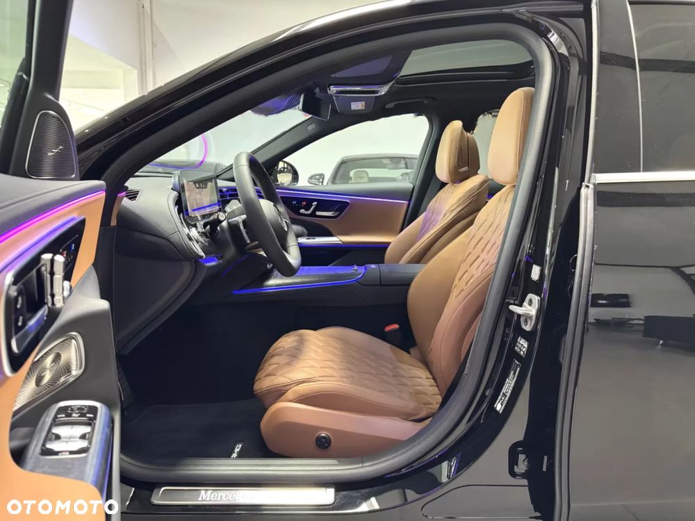 Mercedes-Benz Klasa E 220 d mHEV 4-Matic AMG 9G-Tronic - 15