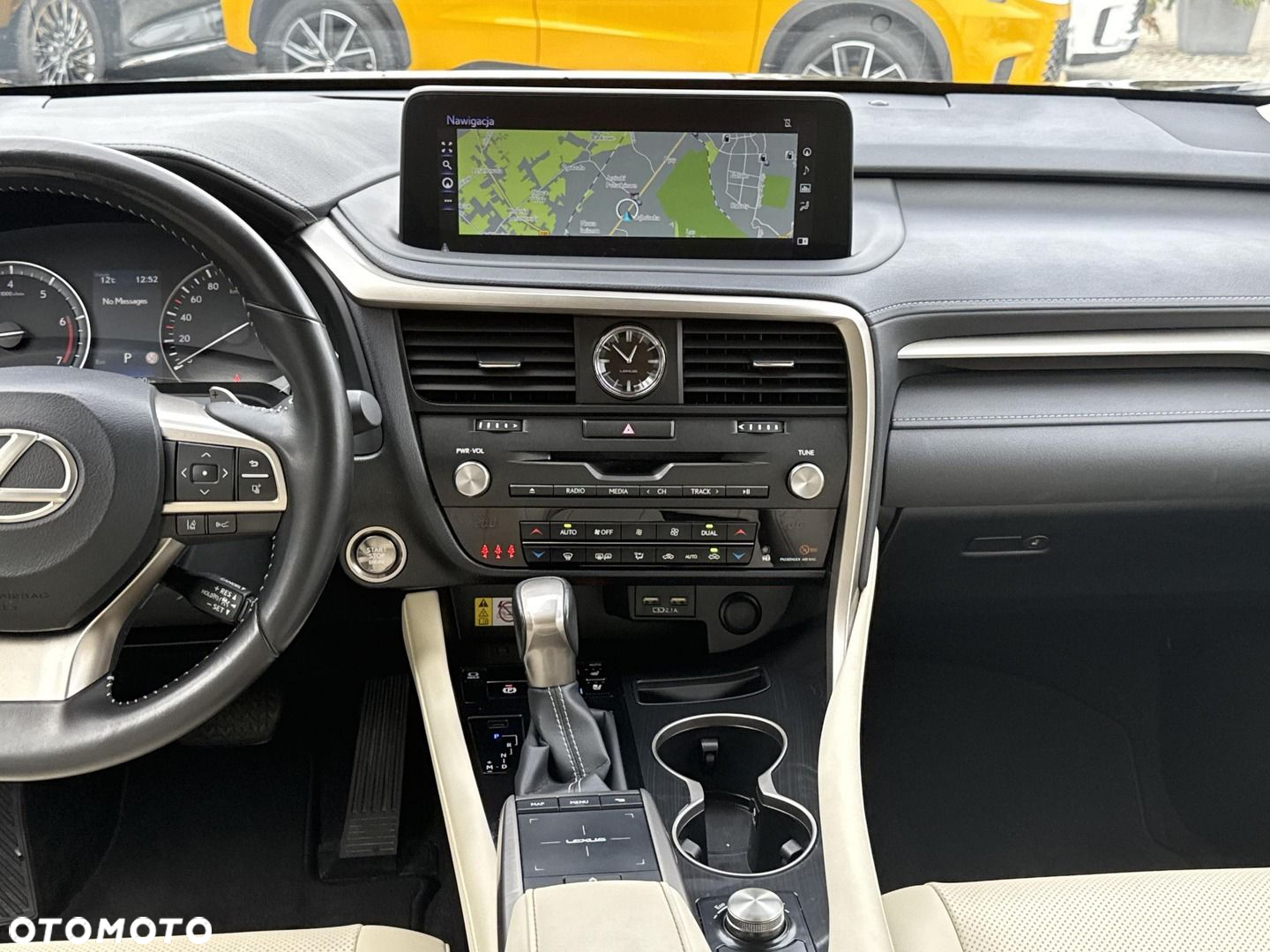 Lexus RX - 23