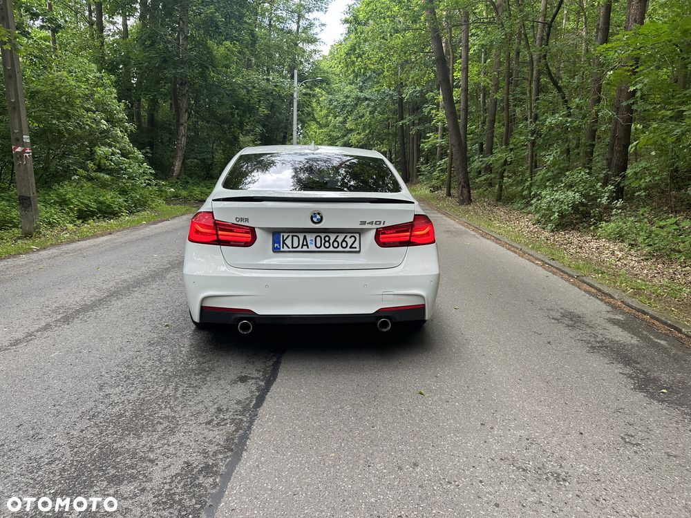 BMW Seria 3 340i M Sport Shadow - 7