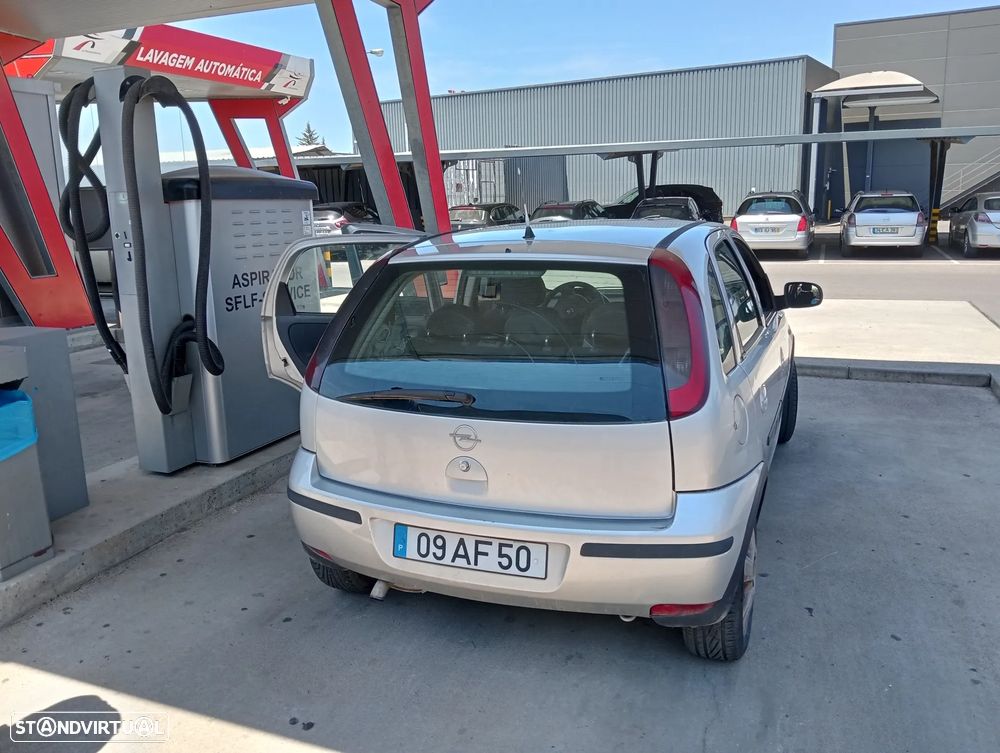 Opel Corsa 1.3 CDTI Cosmo - 3