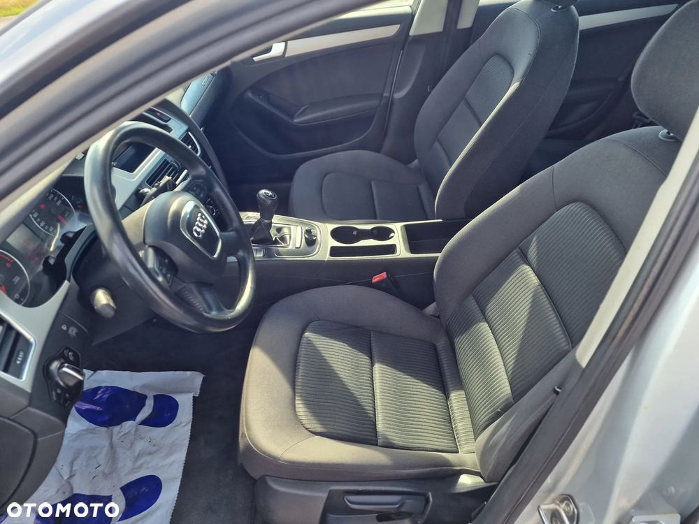 Audi A4 Avant 2.0 TDI DPF quattro - 18