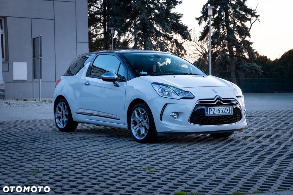 Citroën DS3 1.6 e-HDi SoChic - 3