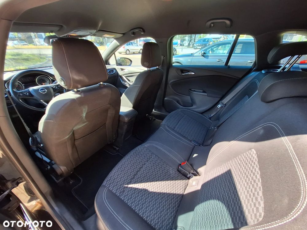 Opel Astra 1.6 D (CDTI) Start/Stop Edition - 6