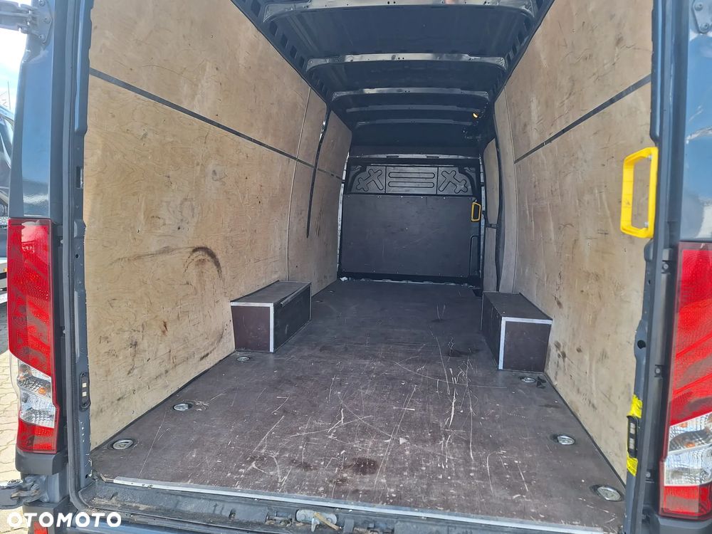 Iveco Daily 35S18 HiMatic furgon 16m blaszak automat FV23% MAXI - 20