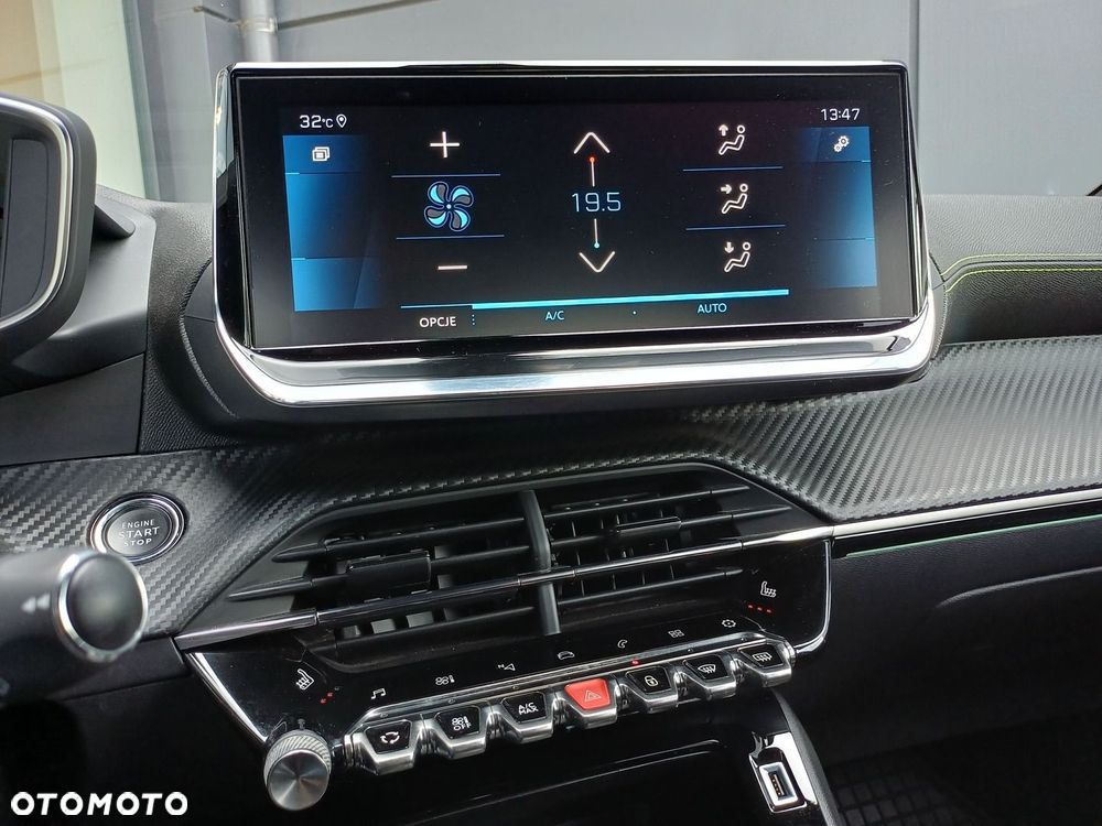 Peugeot 2008 - 17