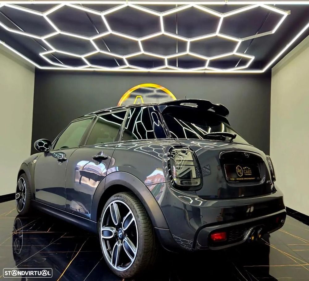 MINI 5 Portas Cooper S Aut. - 8