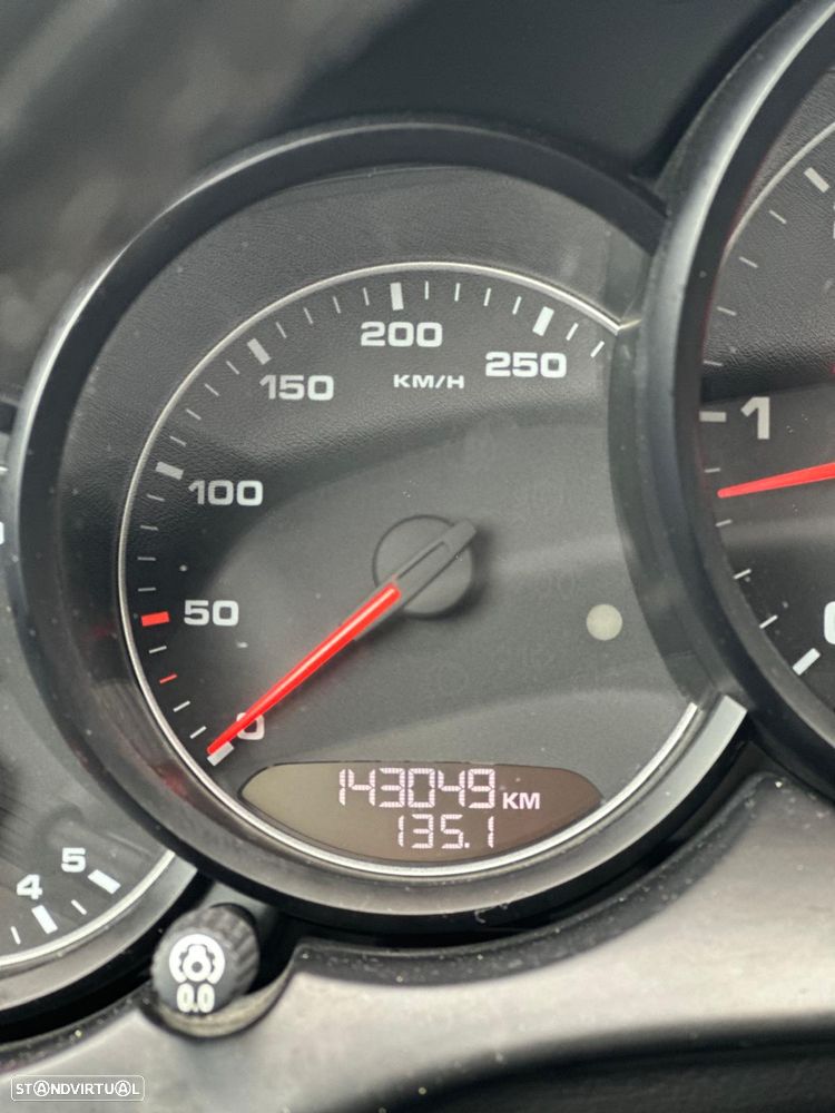 Porsche Cayenne Platinum Edition - 5