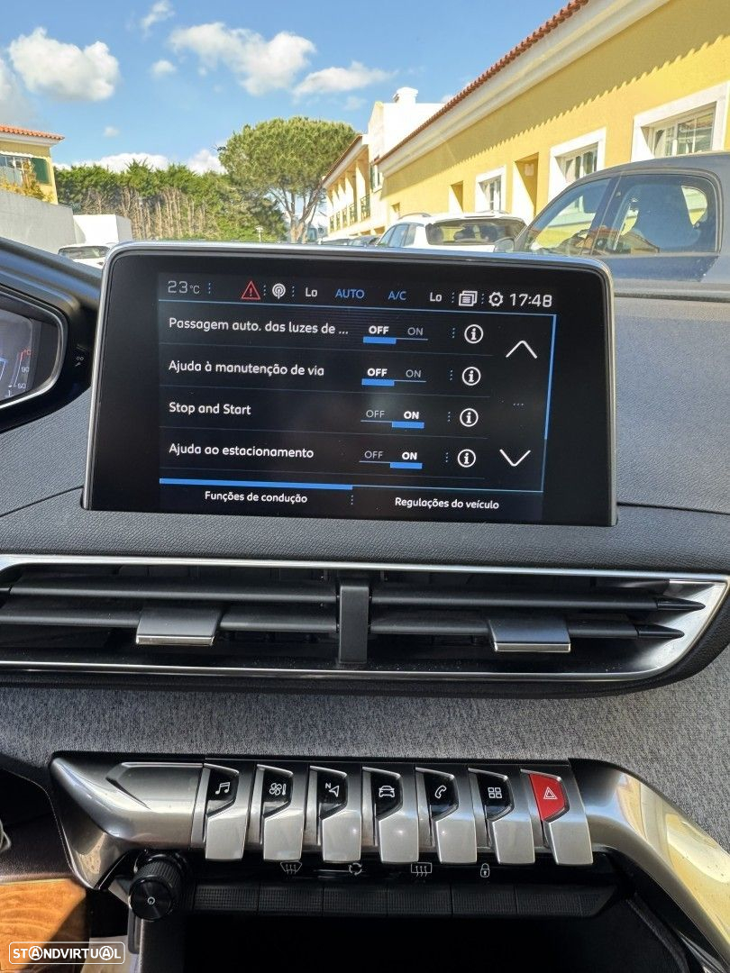 Peugeot 5008 1.2 PureTech Allure Pack EAT8 - 30
