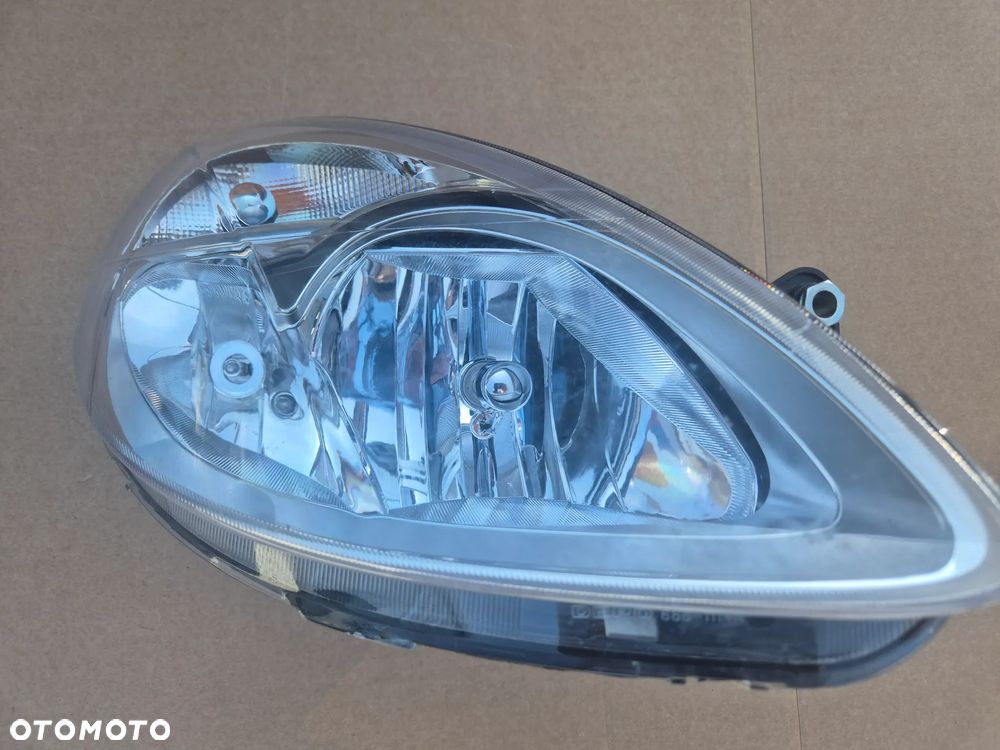 Lancia Ypsilon lampa prawa Musa.DEPO.2003-2006 - 1