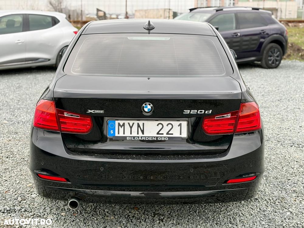 BMW Seria 3 320d xDrive DPF Aut. Edition Sport - 5