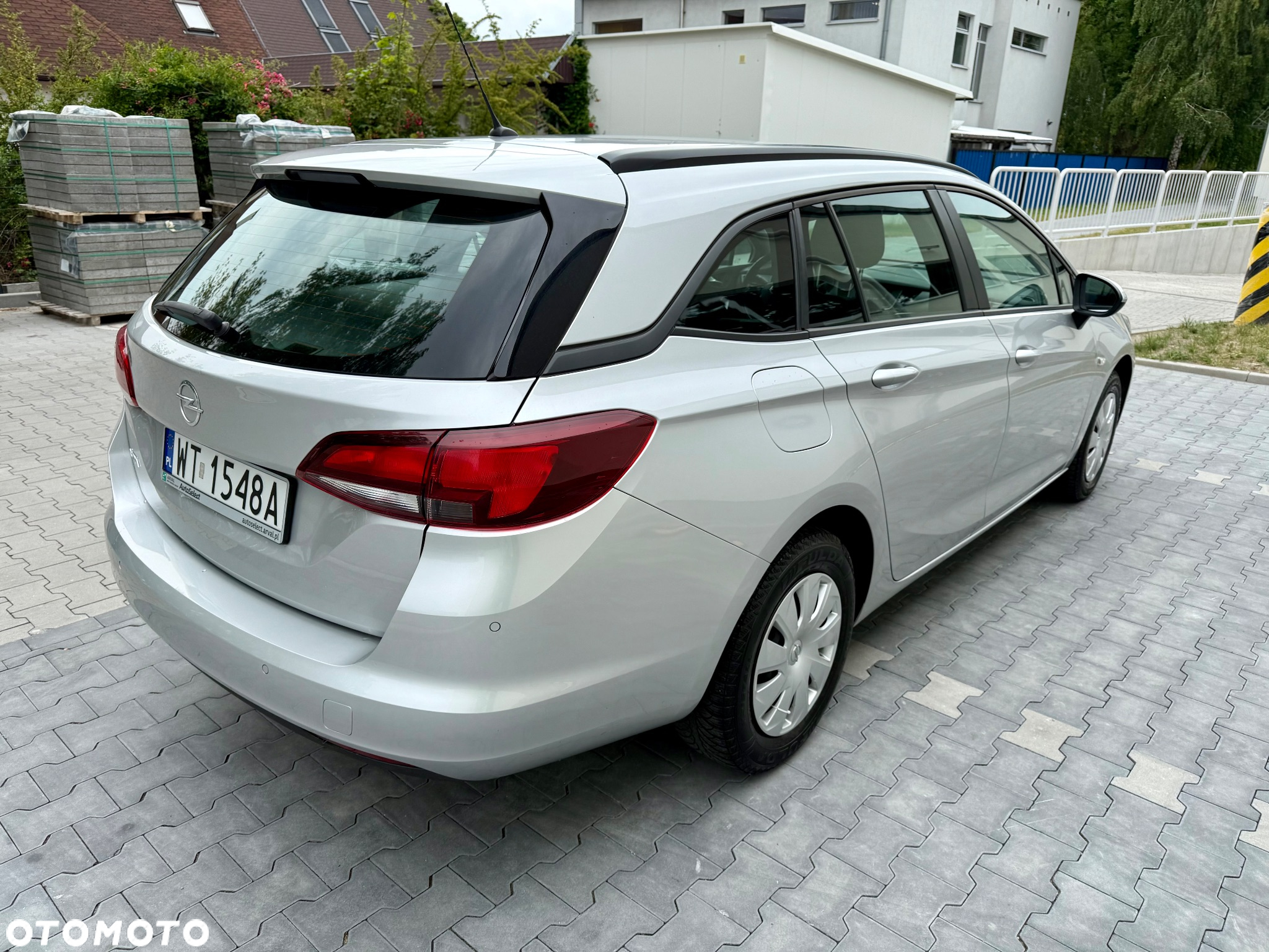 Opel Astra V 1.4 T Enjoy - 8