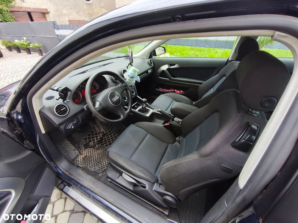 Audi A3 3-drzwiowe 1.9 TDI Ambition - 16