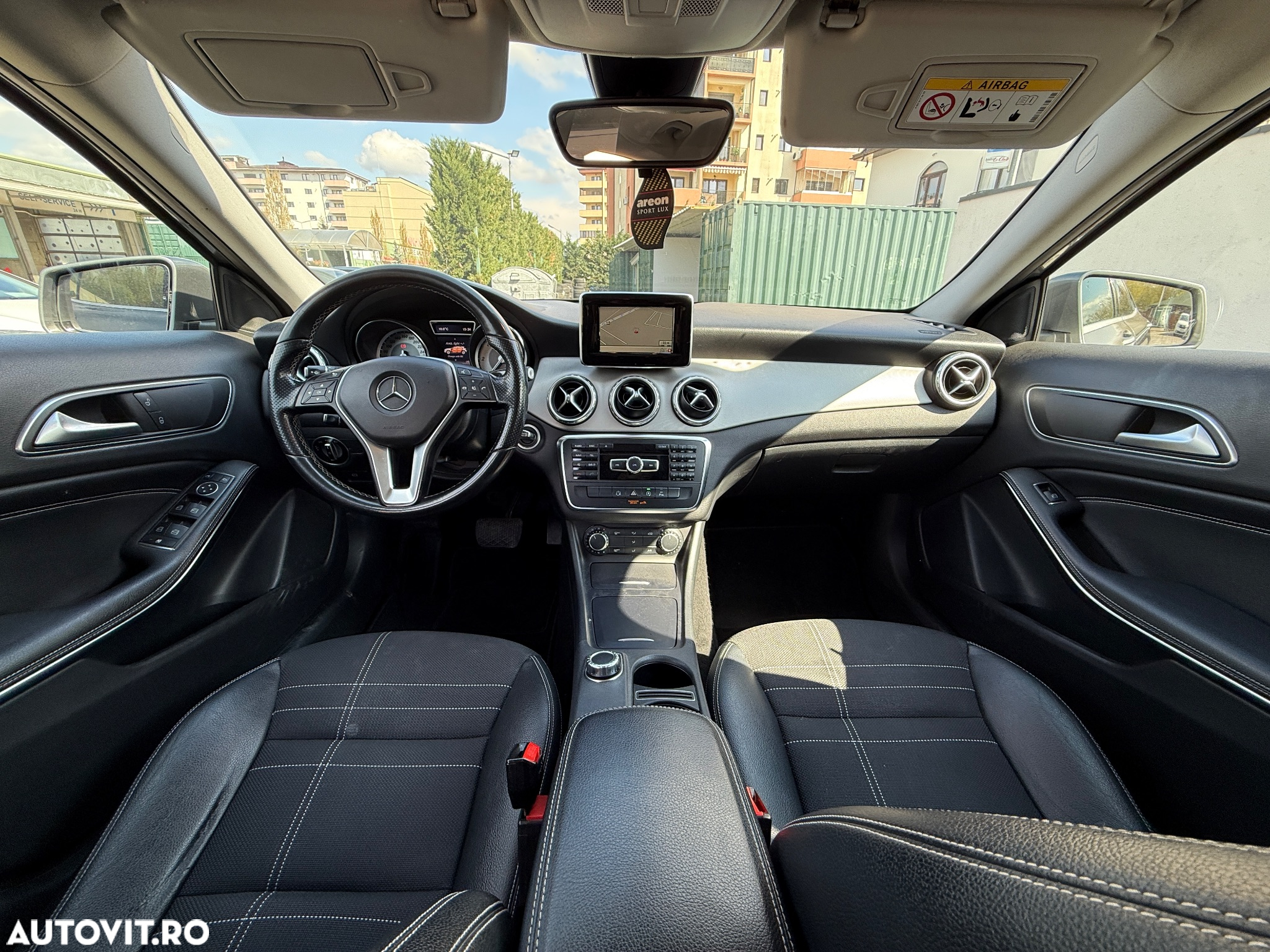 Mercedes-Benz GLA 180 (CDI) d 7G-DCT - 11