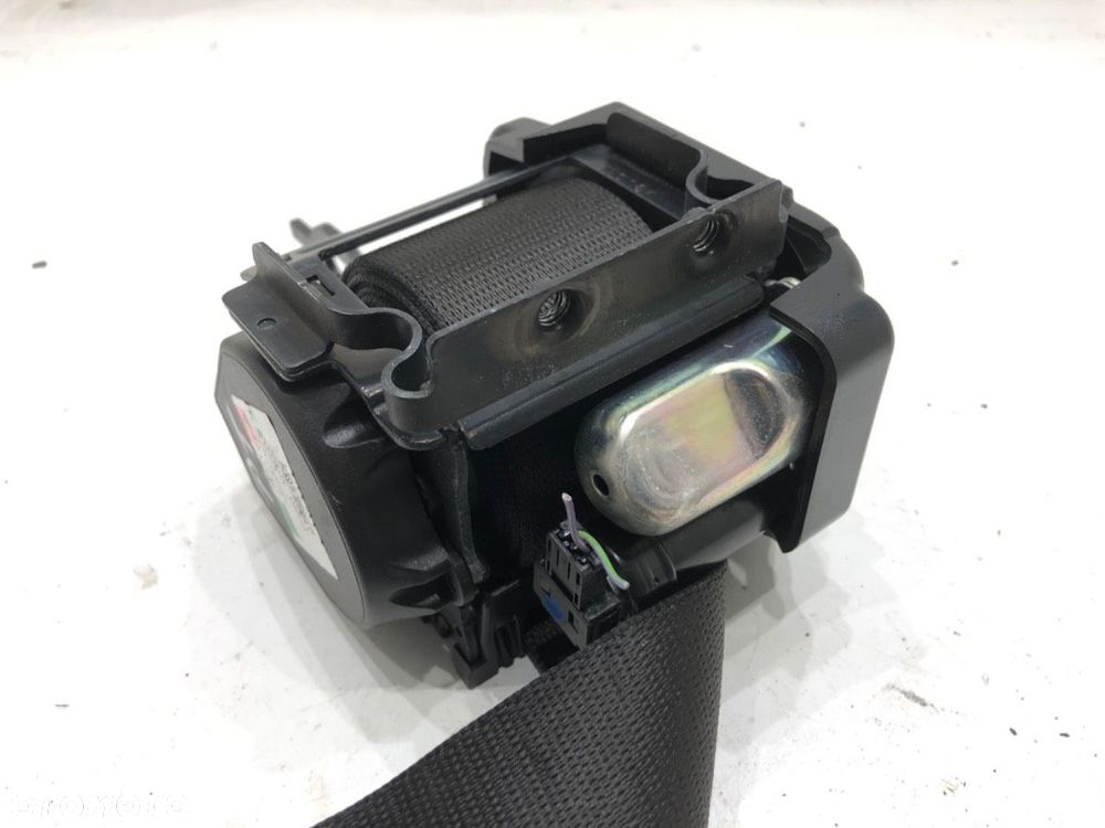 PAS BEZPIECZEŃSTWA PRAWY TYŁ  BMW 5 (G30, F90) 2016 - 2022 530 e Plug-in-Hybrid 135 kW [184 KM] - 2