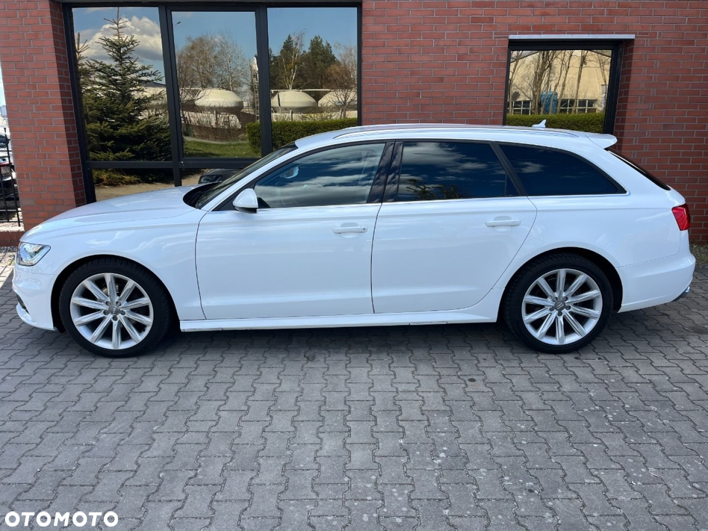 Audi A6 Avant 2.0 TDI DPF multitronic - 24