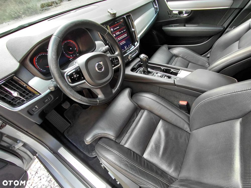 Volvo V90 D4 AWD Inscription - 12