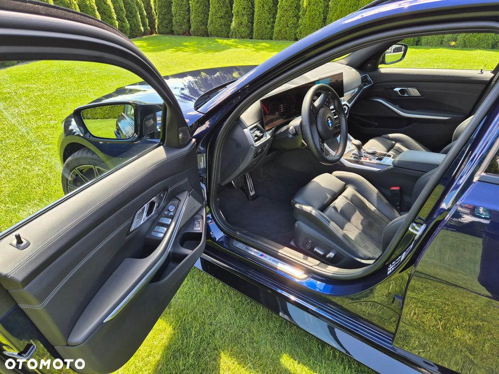 BMW M3 Competition M xDrive - 30