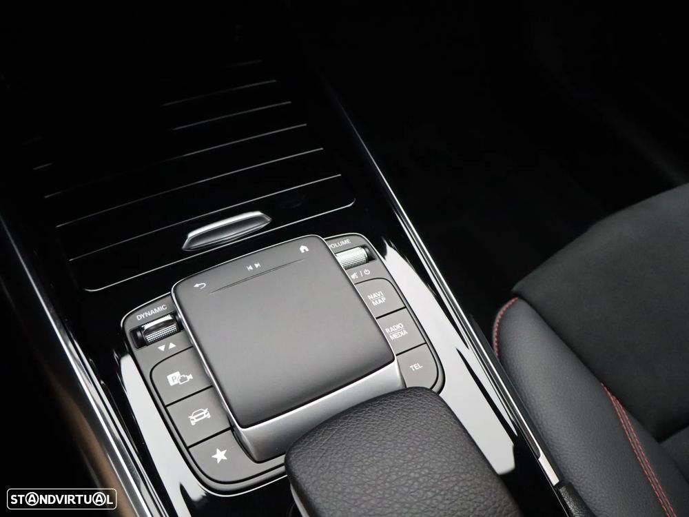 Mercedes-Benz GLA 250 e AMG Line - 27