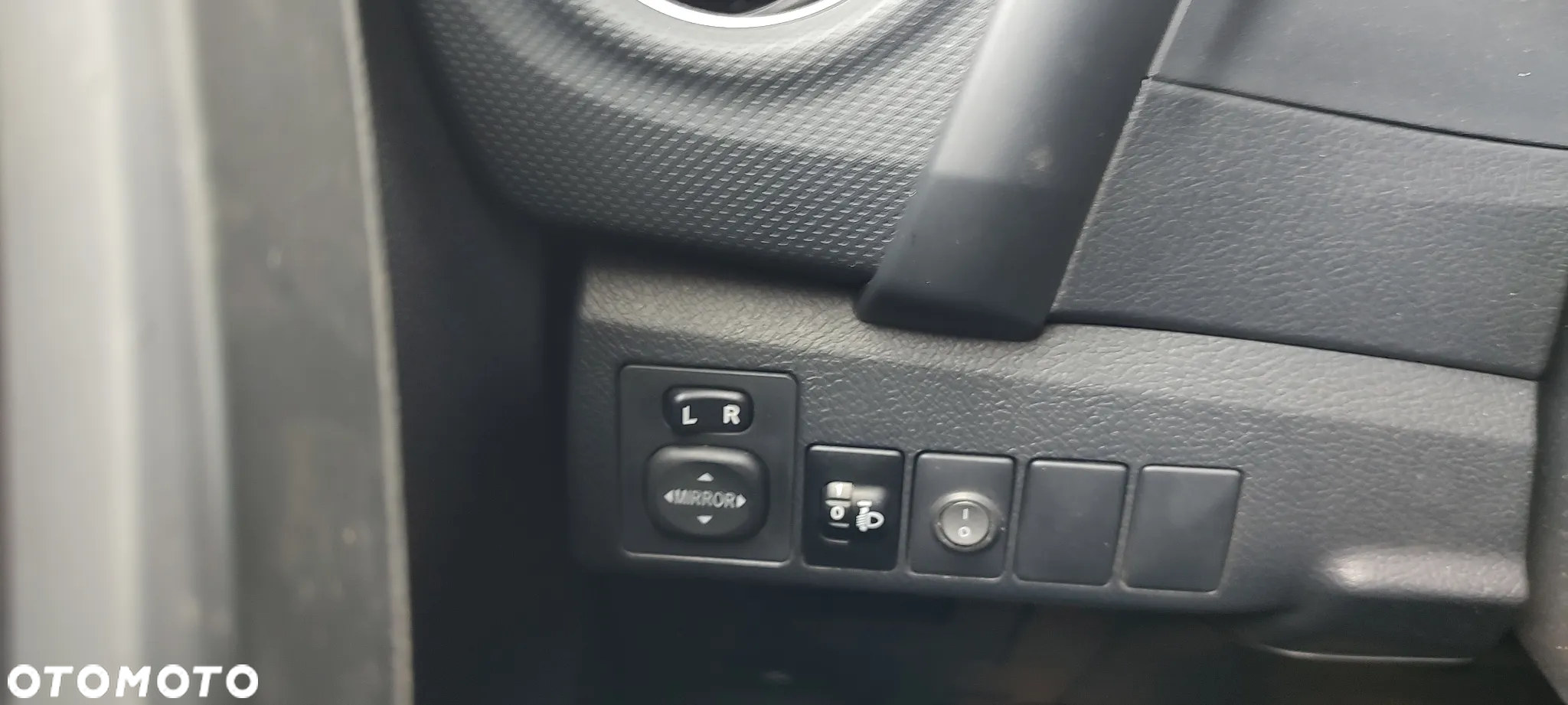 Toyota Auris 1.4 D-4D Dynamic - 15