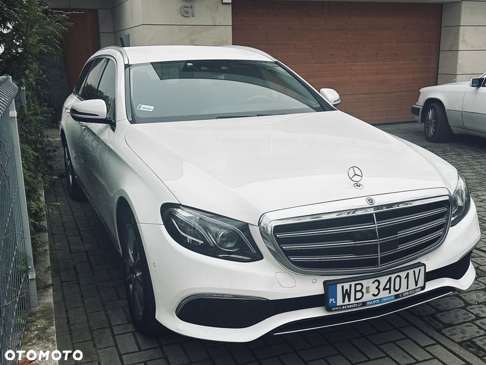 Mercedes-Benz Klasa E 200 d 9G-TRONIC Exclusive - 3