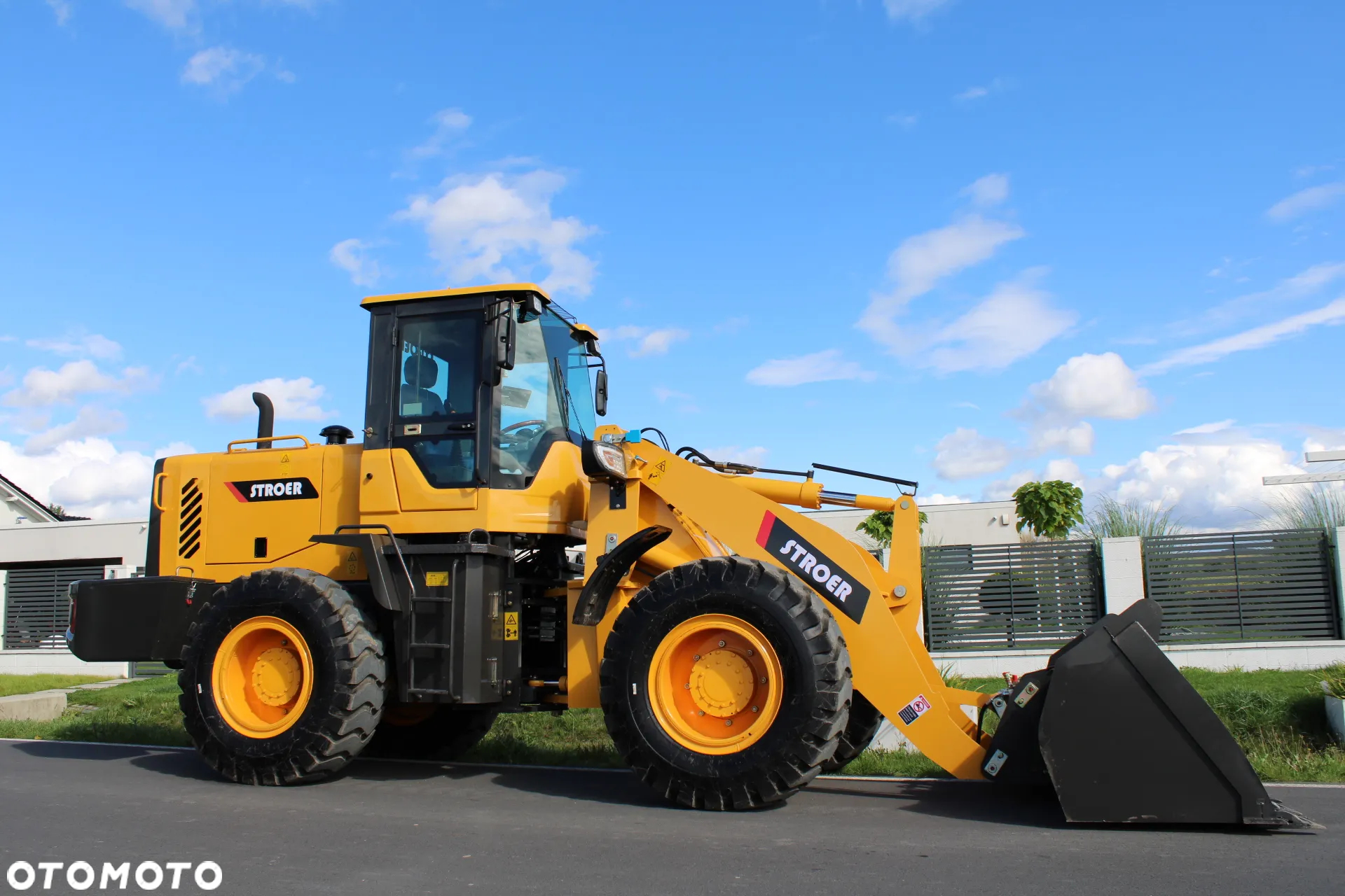 Stroer NW 930 - 6