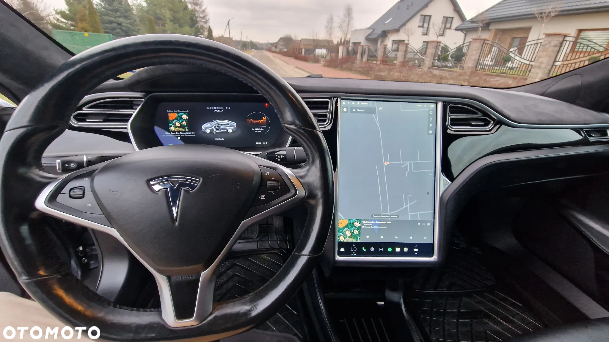 Tesla Model S Long Range Plus - 31