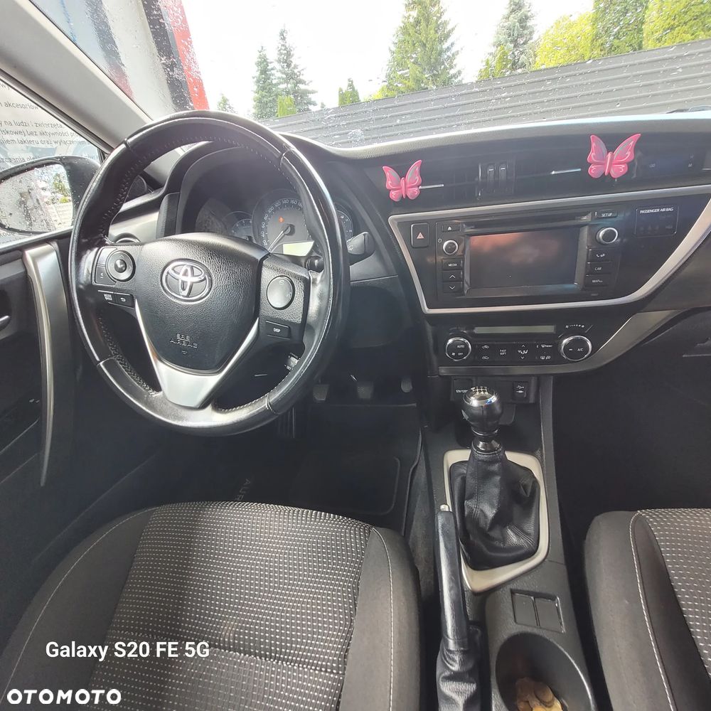Toyota Auris 1.4 D-4D - 16