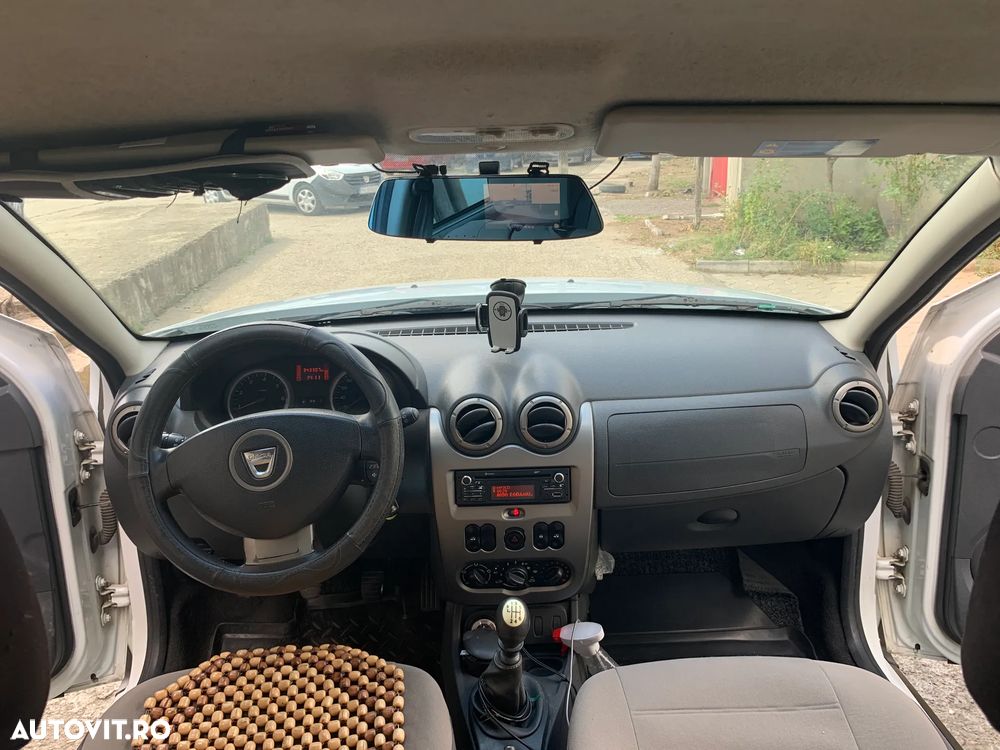 Dacia Duster 1.5 dCi 4x4 Ambiance - 9