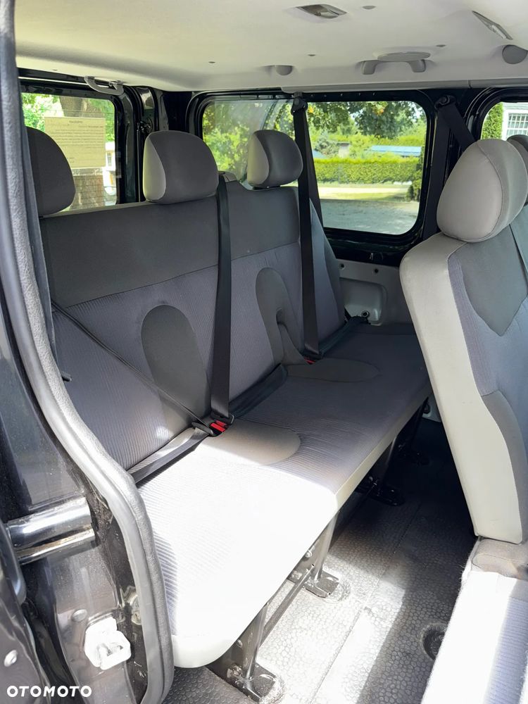 Opel Vivaro L2H1 2.9t - 7