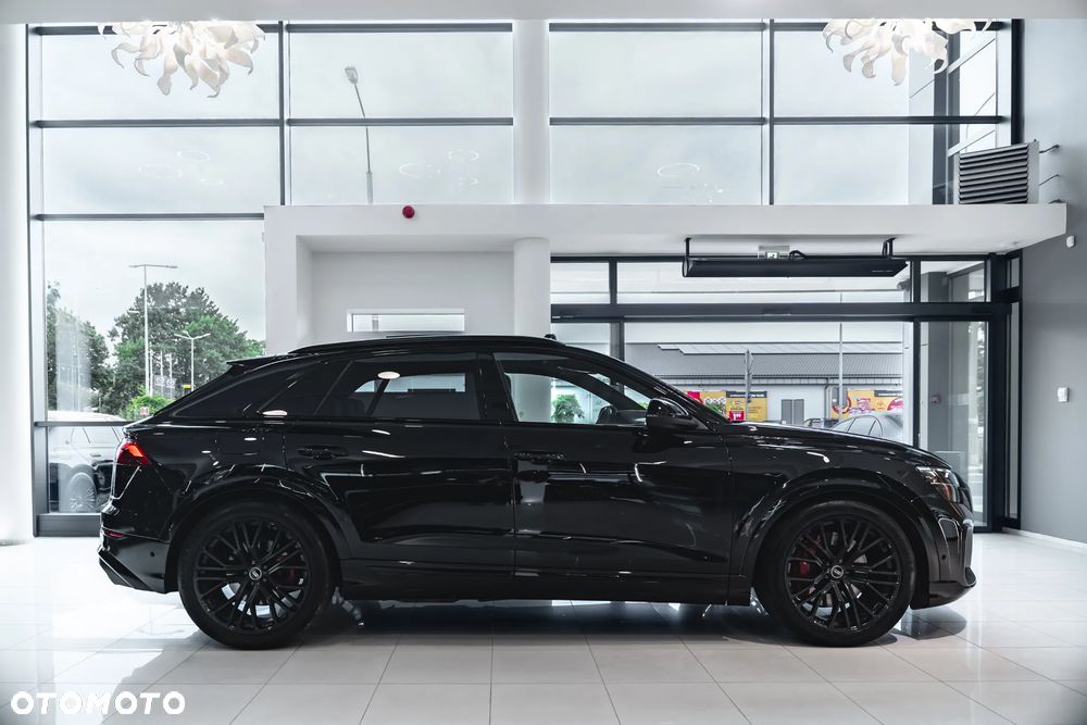 Audi SQ8 - 12