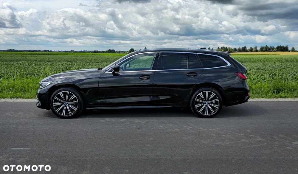 BMW Seria 3 320d xDrive M Sport sport - 8