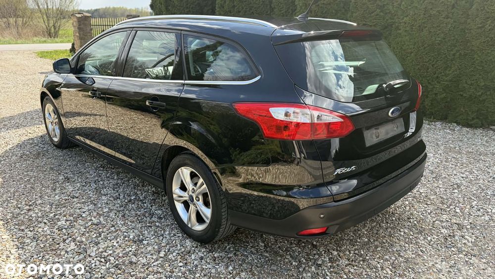 Ford Focus ver-1-6-tdci-edition - 6