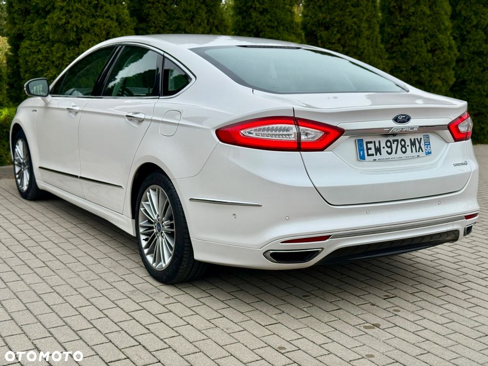 Ford Mondeo 2.0 Hybrid Vignale Plus - 22