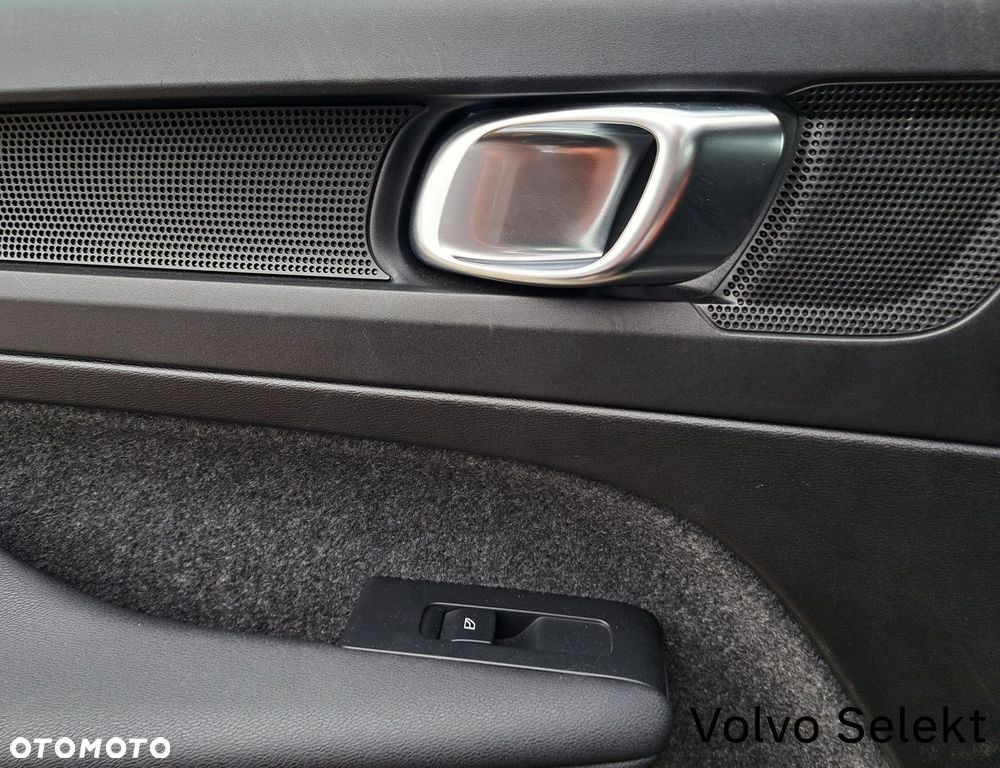 Volvo XC 40 - 28