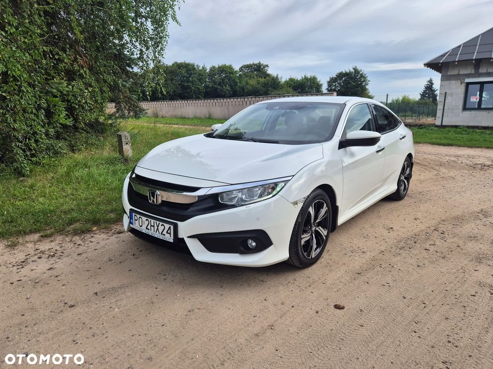 Honda Civic 1.5 T Elegance CVT - 1