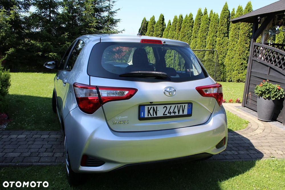 Toyota Yaris 1.0 VVT-i Comfort mit Design-Paket - 9