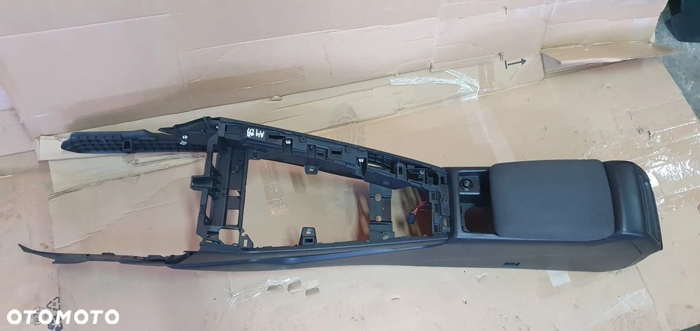 Tunel środkowy podłokietnik Audi A4 B9 8W1863241A - 7