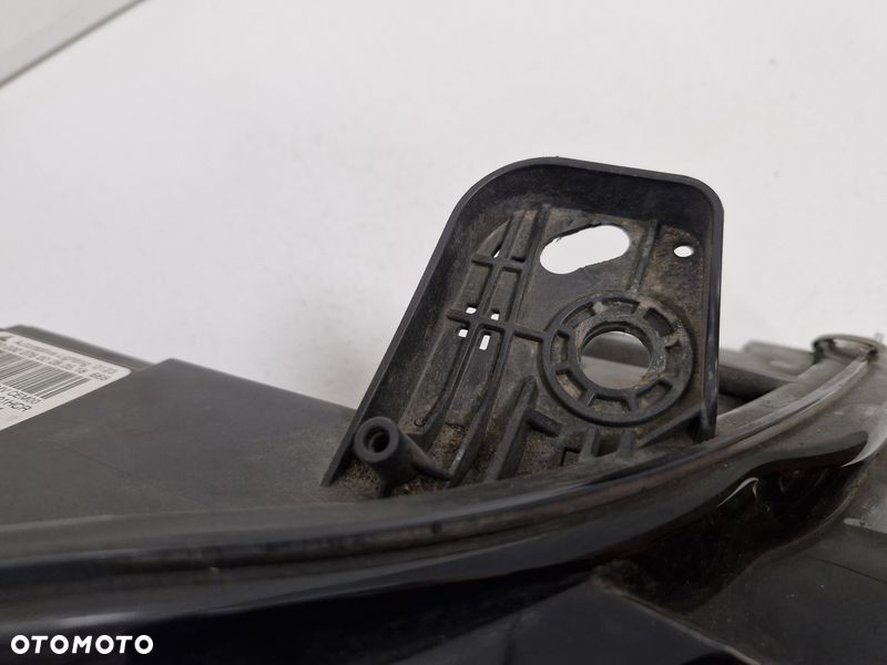 PEUGEOT 308 II 2 T9 LIFT LAMPA PRAWY PRZÓD PRZEDNIA UK 9816990780 - 7