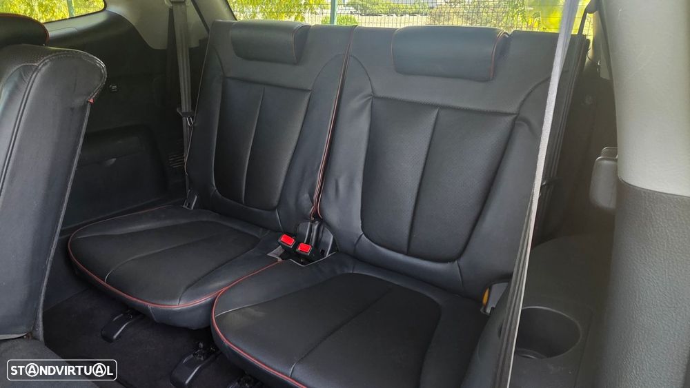 Hyundai Santa Fe 2.2 CRDi 7Wagon Comfort - 13