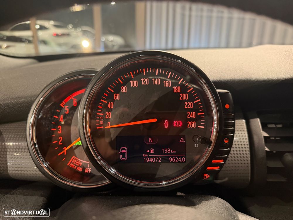 MINI 3 Portas Cooper D Seven Chili - 29