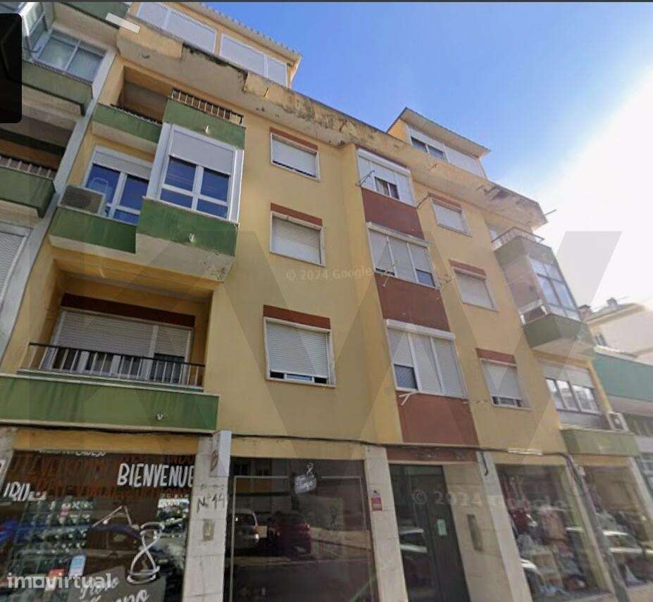 Excelente Oportunidade | T2 Acolhedor e Luminoso no Centro da Bobadela - Grande imagem: 5/10