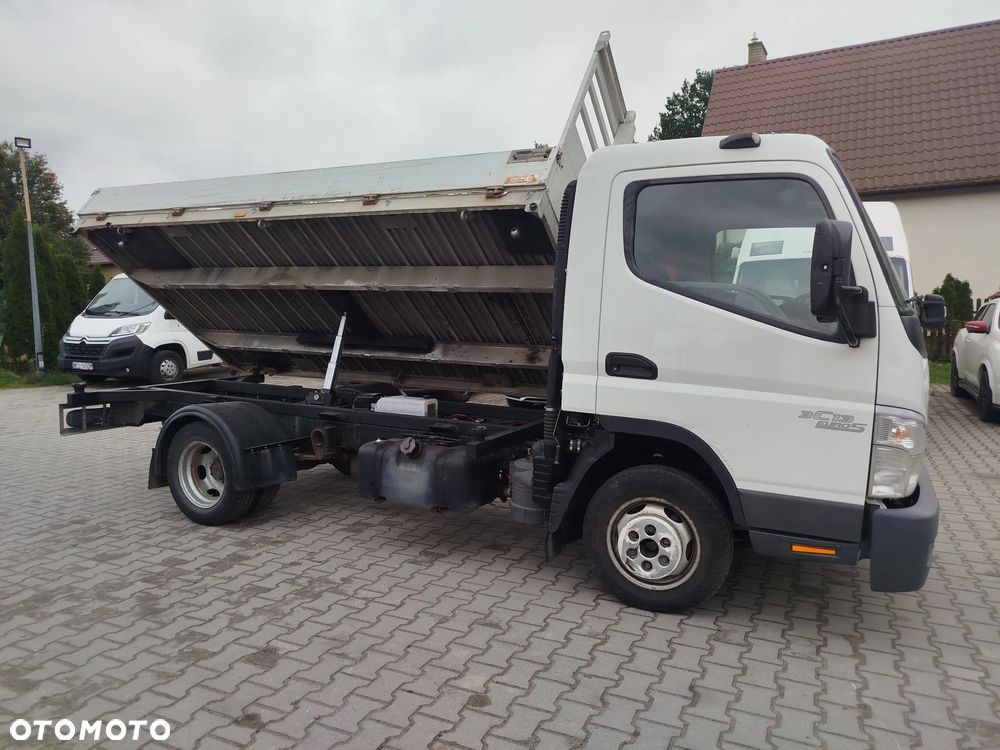Mitsubishi CANTER - 3