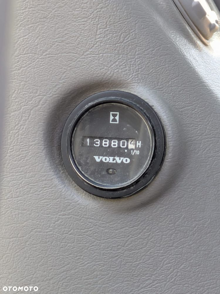Volvo EW 140 - 11