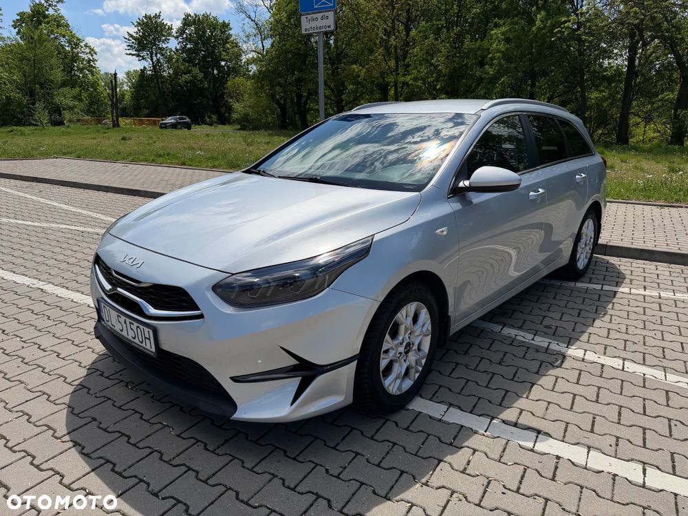 Kia Ceed 1.5 T-GDI MHEV M - 2