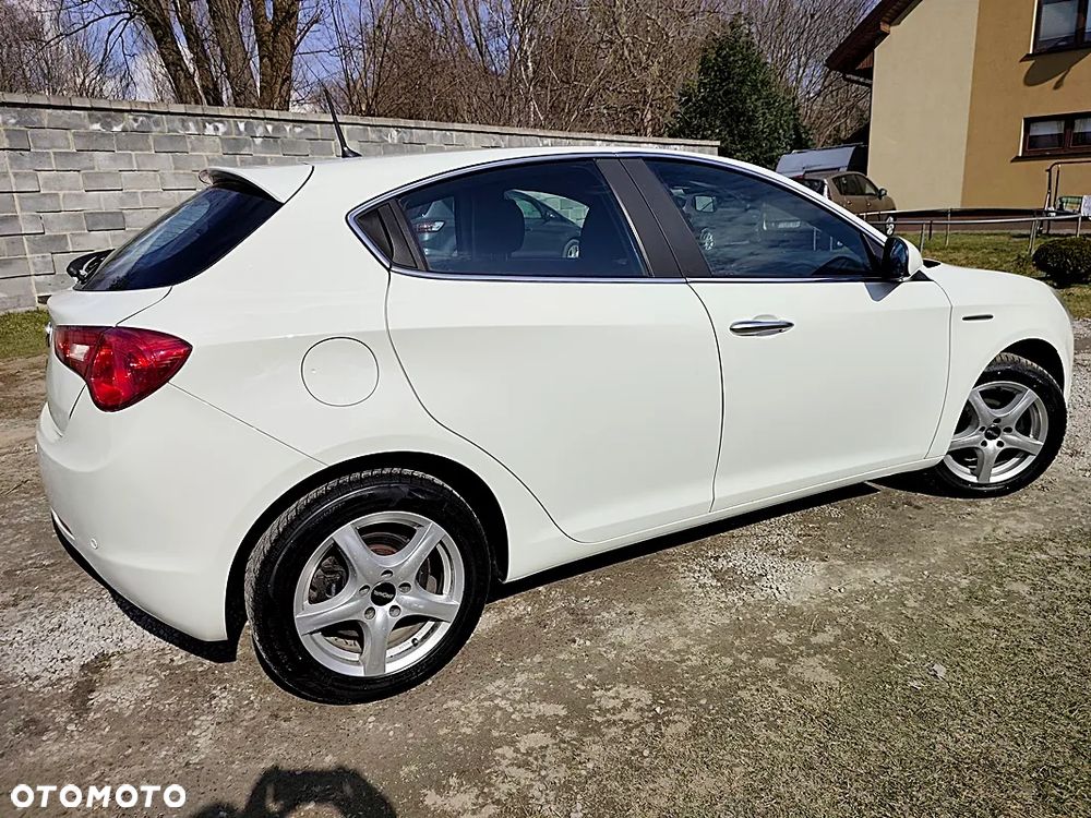 Alfa Romeo Giulietta 1.6 JTDM 16V Turismo - 6