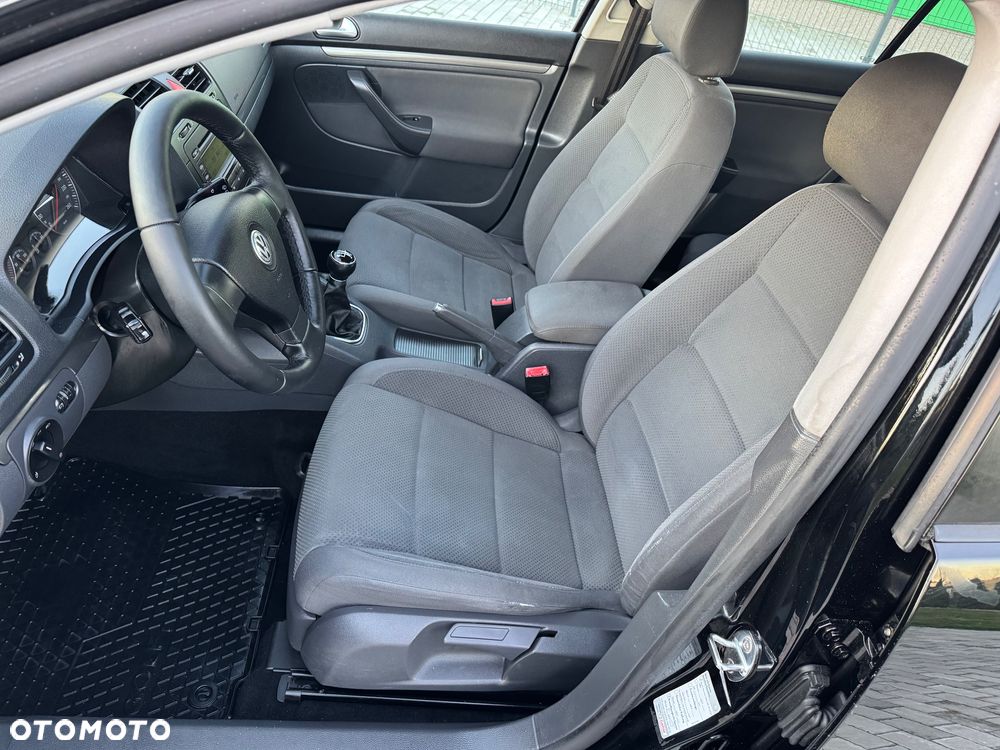 Volkswagen Golf V 1.6 Comfortline - 10