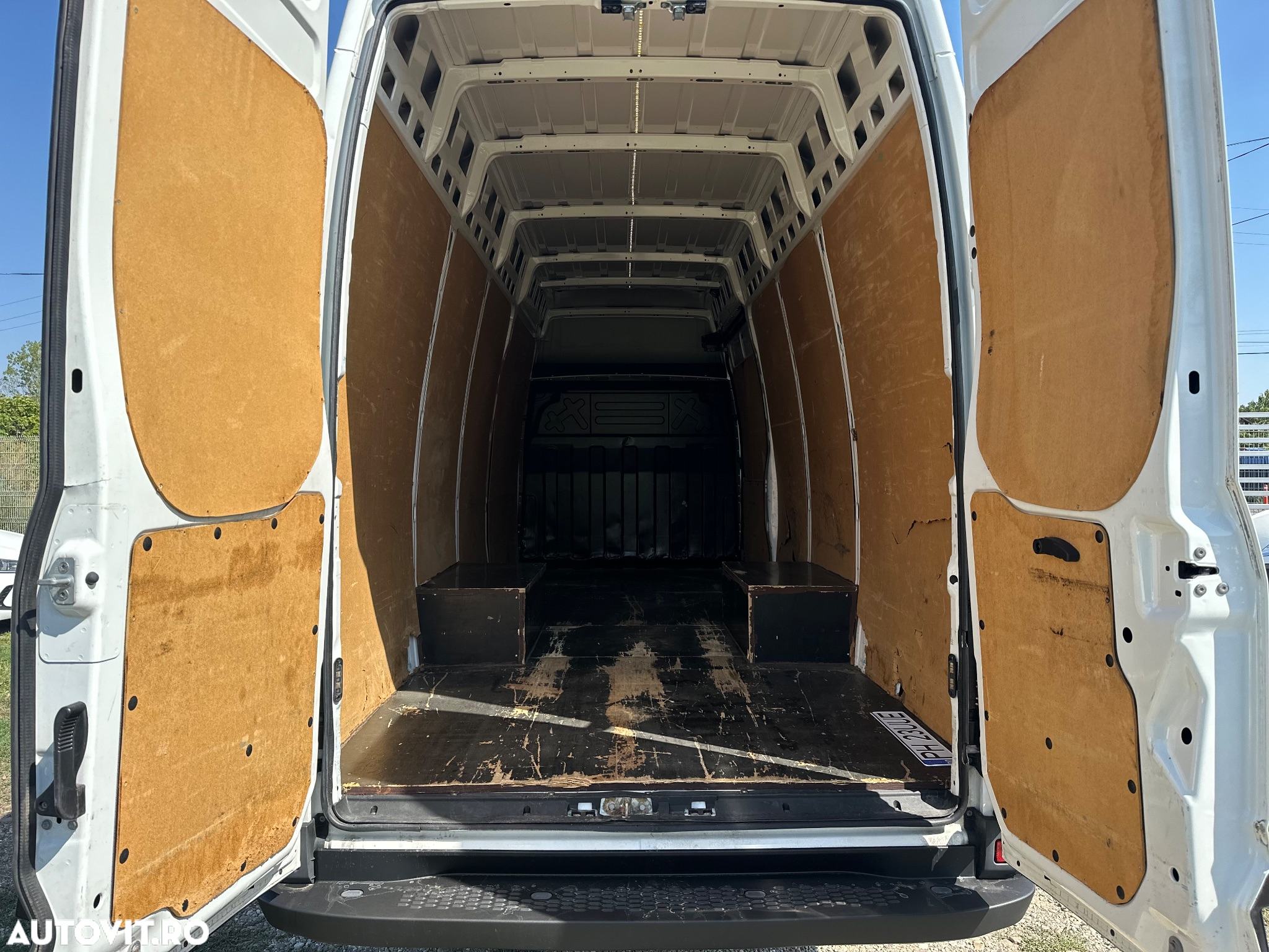 Iveco 35 C 14 - 6