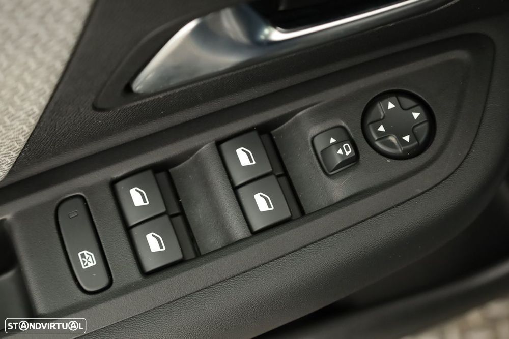 Citroën C4 1.2 PureTech Max EAT8 - 21